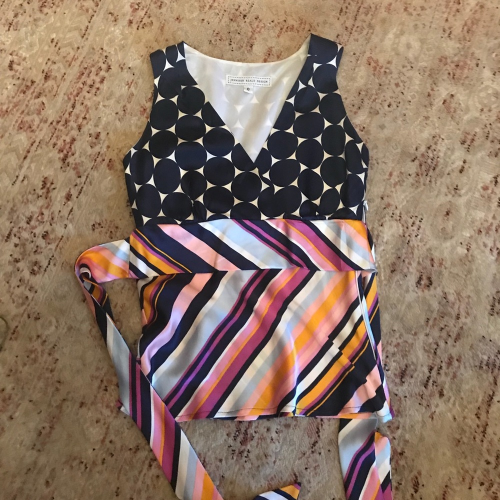 Like new Jennifer Reale belted blouse